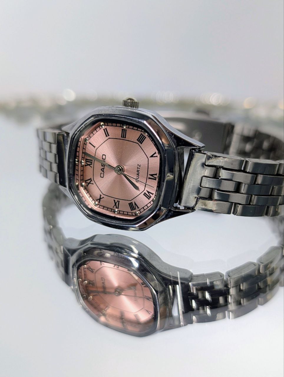 Casio Rose Poudré Rétro