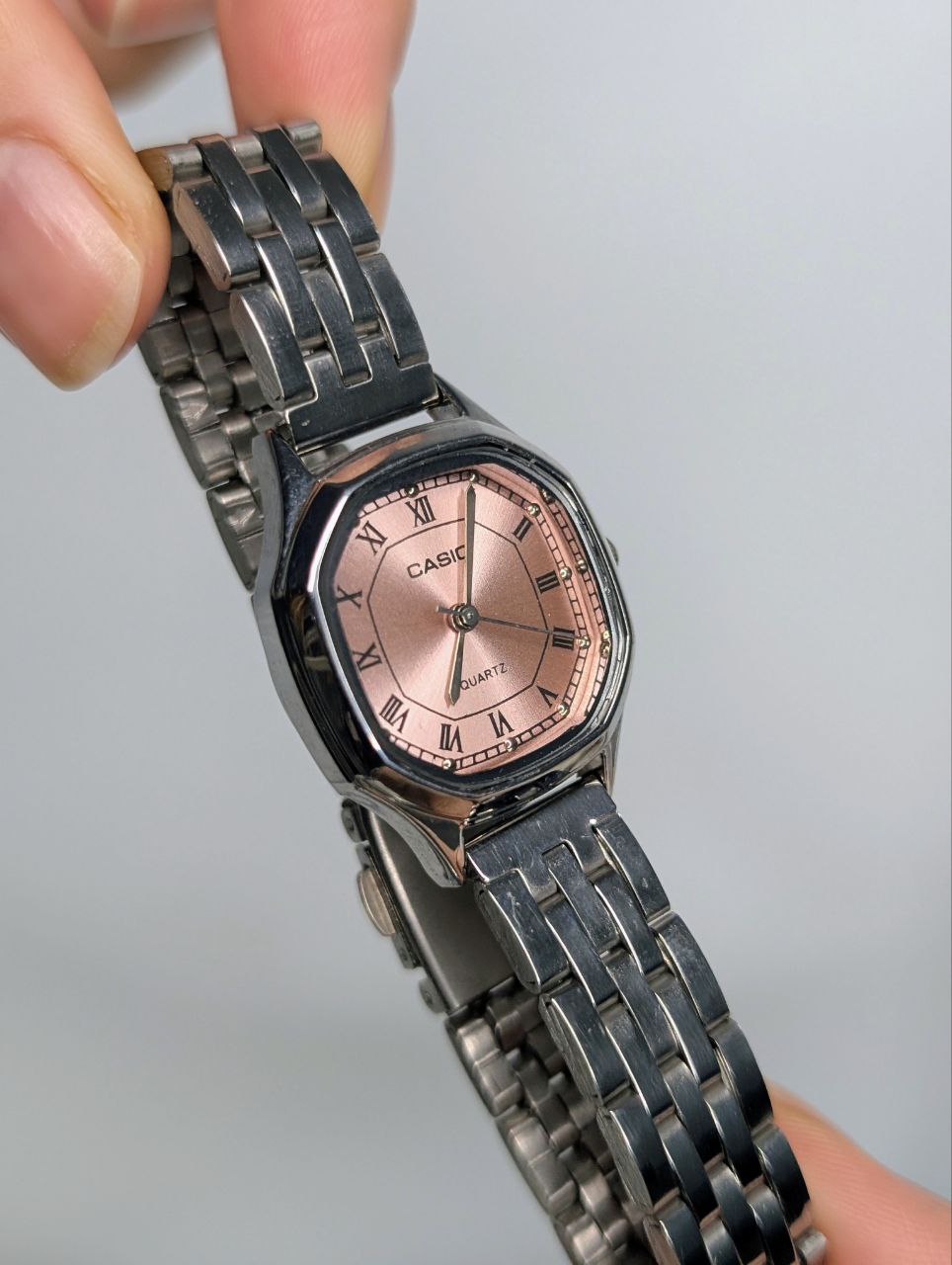 Casio Rose Poudré Rétro